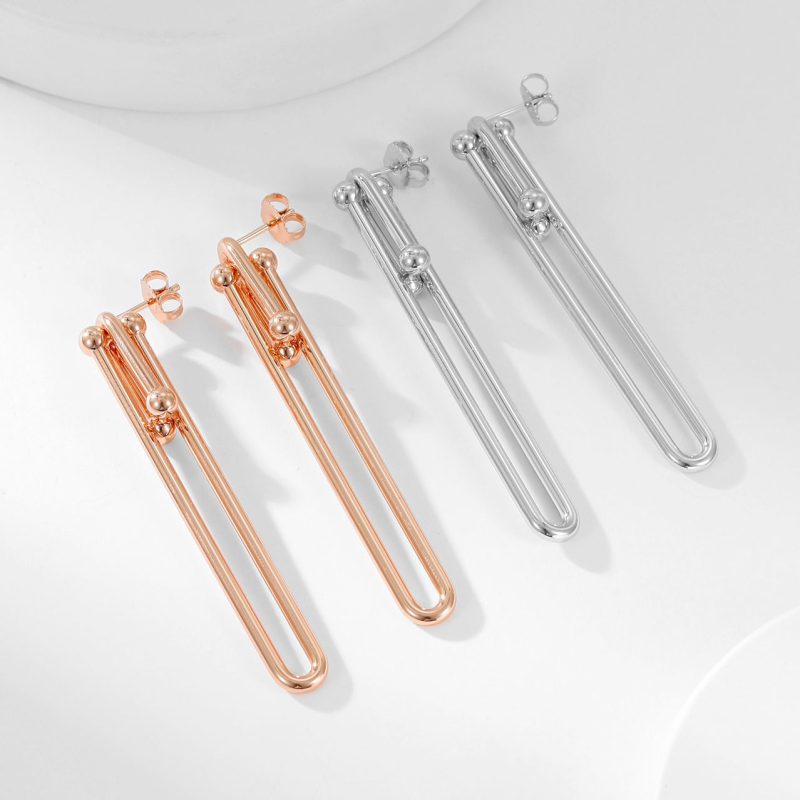 Noble T HardWear Link Earrings