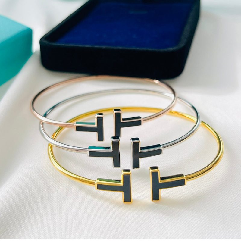 Noble T Black Bracelet