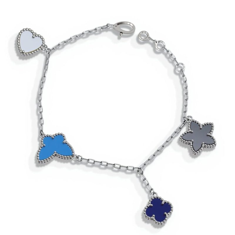 Noble Sweet Alhambra Four Motifs Bracelet Gift Jewelry